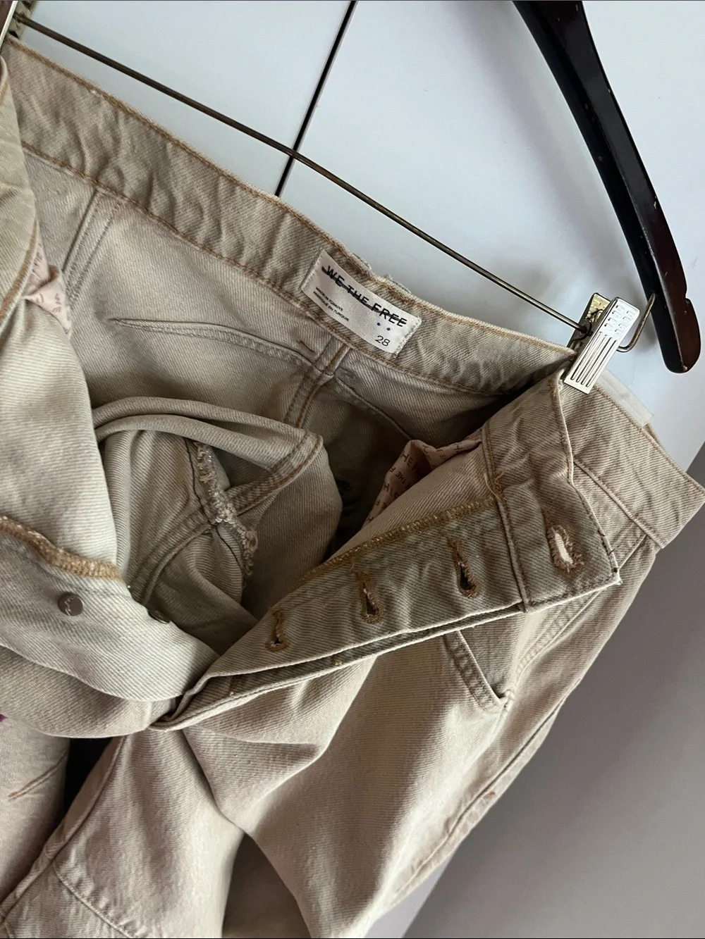 We The Free People Good Luck Barrel Jeans Size 32 NWT READ Sized Wrong